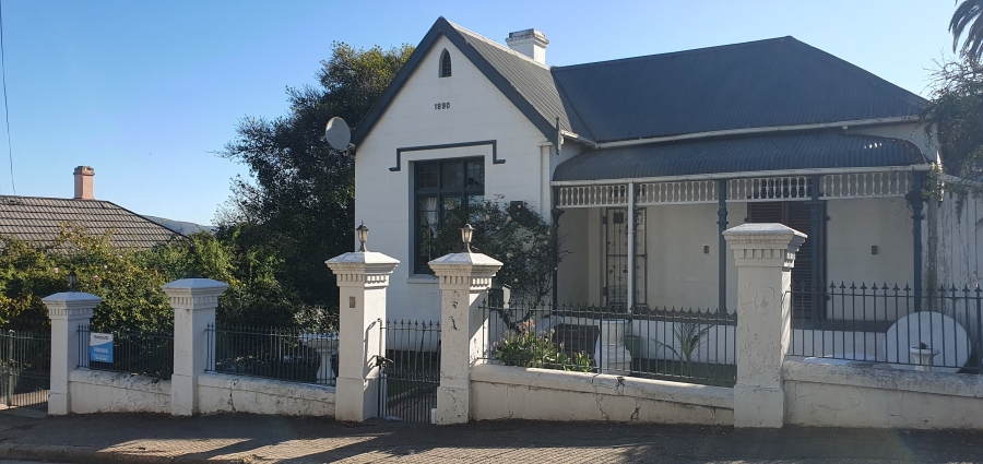 4 Bedroom Property for Sale in Uitenhage Central Eastern Cape
